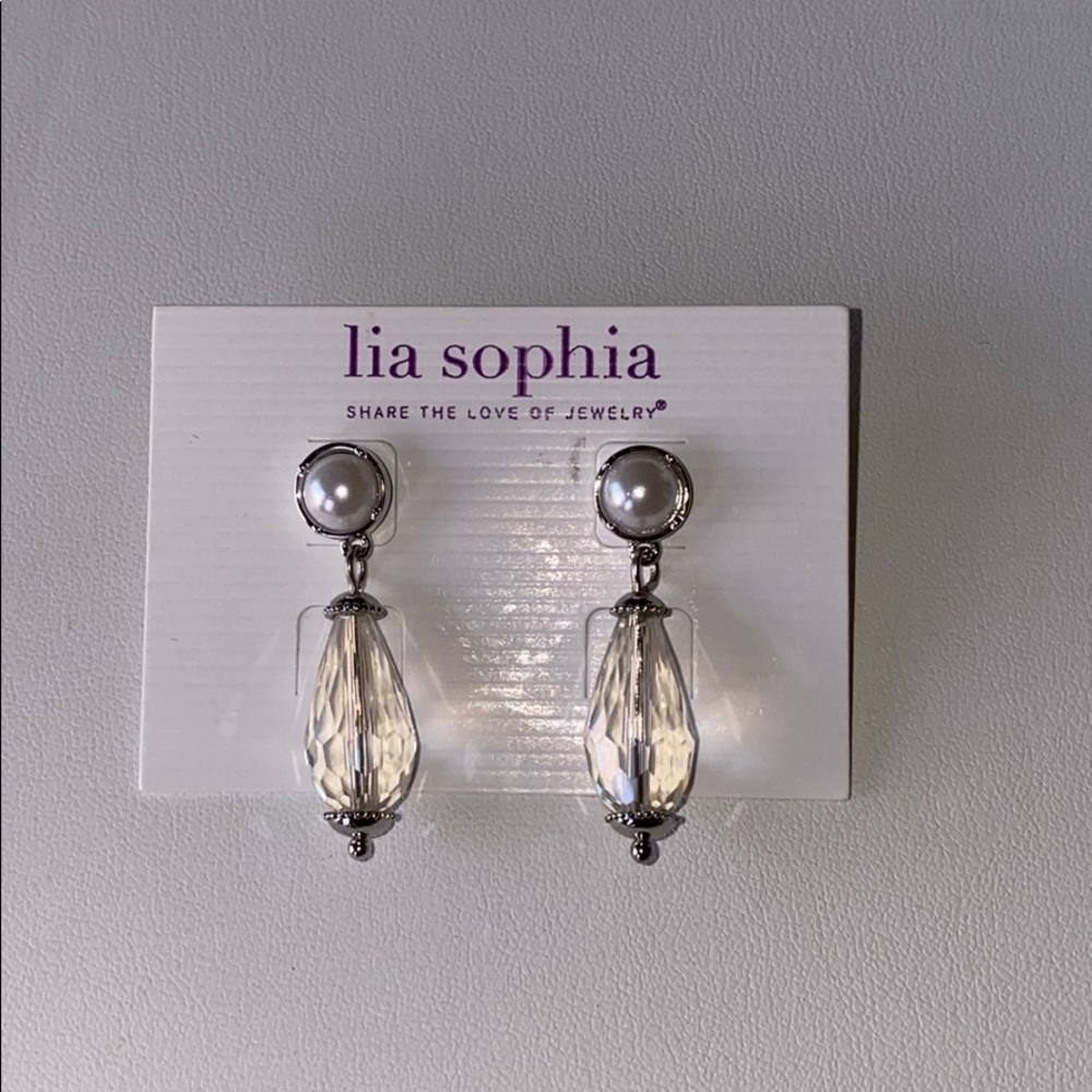 Lia Sophia Lorelai earrings